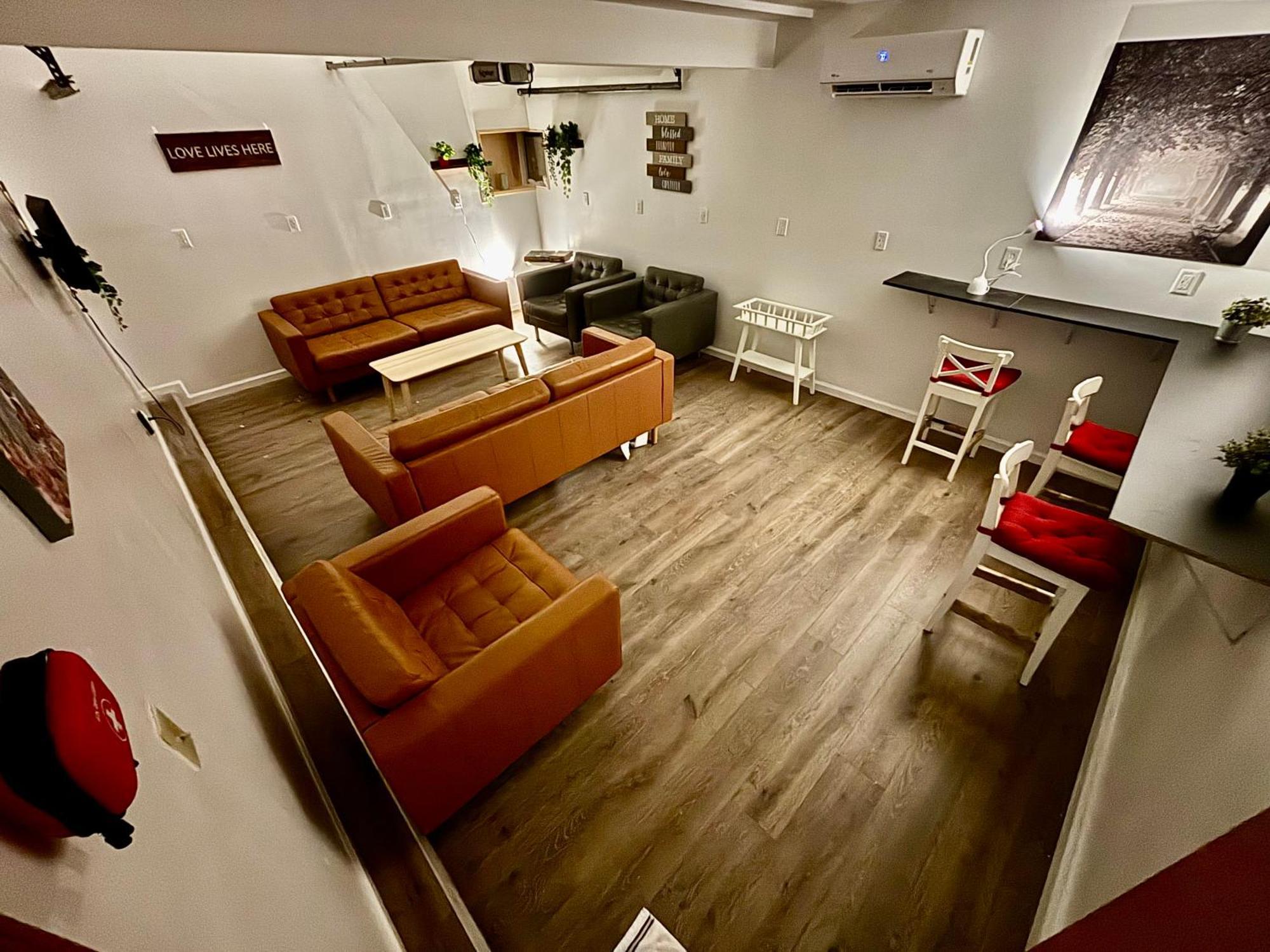 Capsule Hostel Newark Exterior photo